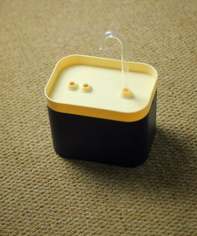 1.5L Automatic Circulating Pet Water Dispenser with filtration and multiple nozzles, food-grade, available on www.petpexi.com with free USA shipping

