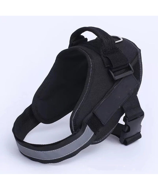 Adjustable nylon chest strap dog harness by Petpexi, lightweight, breathable, and durable for secure control during walks

