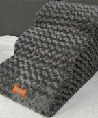 02Grey