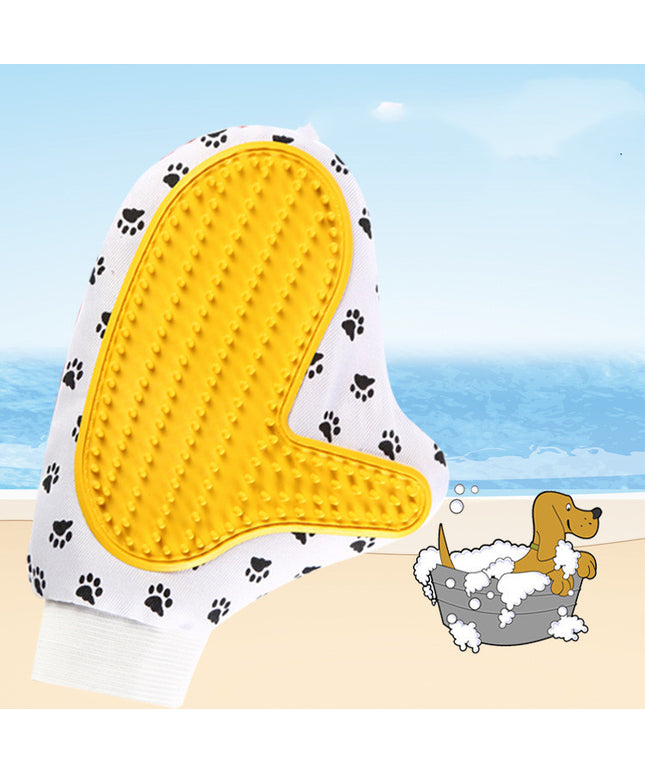 Silicone pet brush glove in white for gentle deshedding and grooming cats and dogs by Petpexi, made of silicone and cloth with ergonomic design

